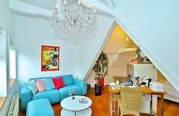 Luxury Apartments Delft V History Written